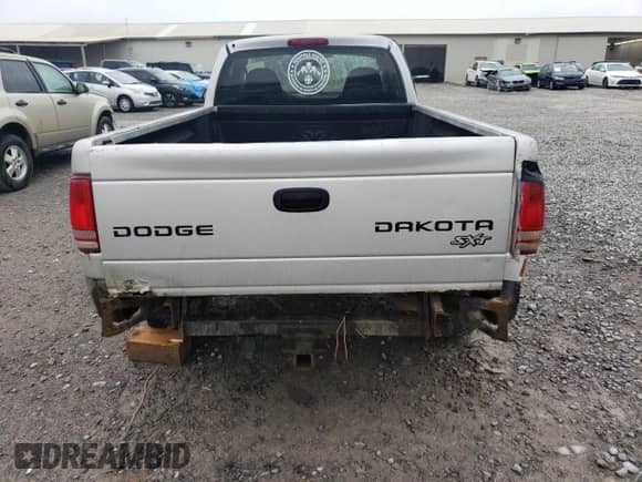 2003 Dodge Dakota with VIN 1D7GG16X83S359504, listed as a Copart auction lot 52782385 with 153,493 mi miles and Clean title. Bid and sale history available at DreamBid. Image 6.