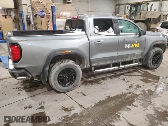 ✅ 2023 GMC Canyon 4WD Elevation • VIN: 1GTP6BEK9P1131161 • Лот: 49874835. Опубликован ранее на Copart с пробегом Не указан. Бесплатный доступ к архиву аукционных продаж из США и подробный отчёт об истории автомобиля на DreamBid. Изображение 3.
