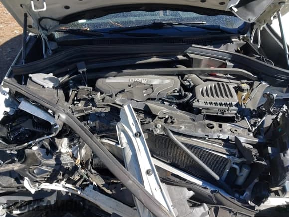 ✅ 2022 BMW X1 xDrive28i • VIN: WBXJG9C04N5V16794 • Lot: 41667535. Listed on IAAI with 55,747 mi. Free auction sales archive from the USA and detailed vehicle history report at DreamBid. Image 10.