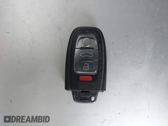 ✅ 2016 Audi A4 Premium • VIN: WAUAFAFL8GA002803 • Lot: 42666423. Listed on IAAI with 107,586 mi. Free auction sales archive from the USA and detailed vehicle history report at DreamBid. Image 11.