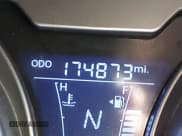 ✅ 2013 Hyundai Veloster w/Black Int • VIN: KMHTC6AD0DU156817 • Lot: 41322987. Wystawiony na IAAI z przebiegiem 174 873 mil. Bezpłatny archiwum sprzedaży aukcyjnych z USA i szczegółowy raport historii pojazdu na DreamBid. Zdjęcie 15.