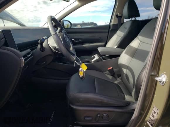 2025 Hyundai Tucson SEL Convenience with VIN 5NMJCCDE3SH463224, listed as a Copart auction lot 69249385 with 10,249 mi miles and Salvage title. Bid and sale history available at DreamBid. Image 7.