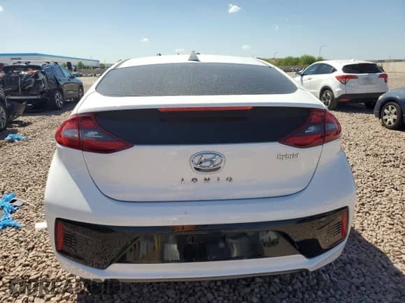 ✅ 2019 Hyundai Ioniq SEL • VIN: KMHC75LC5KU111677 • Лот: 72099284. Размещён на Copart с пробегом 33 942 миль миль. Получите бесплатный доступ к архиву аукционных продаж из США и посмотрите подробный отчёт об истории автомобиля на DreamBid. Изображение 6.