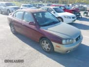 ✅ 2001 Hyundai Elantra GLS • VIN: KMHDN45DX1U085019 • Lot: 42045813. Wystawiony na IAAI z przebiegiem 240 444 mil. Bezpłatny archiwum sprzedaży aukcyjnych z USA i szczegółowy raport historii pojazdu na DreamBid. Zdjęcie 1.