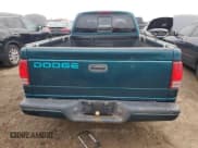 ✅ 1998 Dodge Dakota SLT • VIN: 1B7GL22X1WS754968 • Lot: 49078635. Wystawiony na Copart z przebiegiem 138 116 mil. Bezpłatny archiwum sprzedaży aukcyjnych z USA i szczegółowy raport historii pojazdu na DreamBid. Zdjęcie 6.