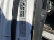 ✅ 2017 Ram 5500 Tradesman • VIN: 3C7WRMAL1HG654127 • Lot: 75494334. Wystawiony na Copart z przebiegiem 165 300 mil. Bezpłatny archiwum sprzedaży aukcyjnych z USA i szczegółowy raport historii pojazdu na DreamBid. Zdjęcie 13.