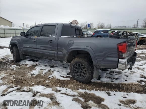 ✅ 2021 Toyota Tacoma SR5 • VIN: 3TYDZ5BN2MT000540 • Lot: 91712575. Wystawiony na Copart z przebiegiem 102 557 mil. Bezpłatny archiwum sprzedaży aukcyjnych z USA i szczegółowy raport historii pojazdu na DreamBid. Zdjęcie 2.