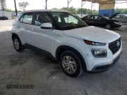 ✅ 2021 Hyundai Venue SE • VIN: KMHRB8A32MU114729 • Lot: 54370385. Listed on Copart with 21,950 mi. Free auction sales archive from the USA and detailed vehicle history report at DreamBid. Image 4.