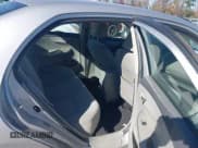 ✅ 2010 Toyota Corolla • VIN: 1NXBU4EE3AZ369014 • Lot: 43718031. Wystawiony na IAAI z przebiegiem 120 440 mil. Bezpłatny archiwum sprzedaży aukcyjnych z USA i szczegółowy raport historii pojazdu na DreamBid. Zdjęcie 8.