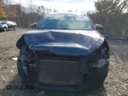 ✅ 2019 Hyundai Tucson Limited • VIN: KM8J33AL4KU035685 • Lot: 43773795. Listed on IAAI with 87,586 mi. Free auction sales archive from the USA and detailed vehicle history report at DreamBid. Image 12.