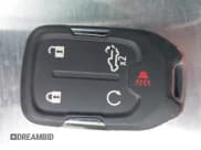 ✅ 2019 Chevrolet Silverado 1500 LT Trail Boss • VIN: 3GCPYFED4KG297004 • Lot: 42984504. Wystawiony na IAAI z przebiegiem 136 915 mil. Bezpłatny archiwum sprzedaży aukcyjnych z USA i szczegółowy raport historii pojazdu na DreamBid. Zdjęcie 11.