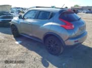 ✅ 2013 Nissan Juke S • VIN: JN8AF5MR7DT215599 • Lot: 42143118. Wystawiony na IAAI z przebiegiem 112 146 mil. Bezpłatny archiwum sprzedaży aukcyjnych z USA i szczegółowy raport historii pojazdu na DreamBid. Zdjęcie 3.