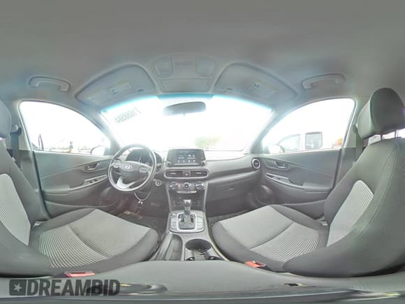 ✅ 2018 Hyundai Kona SEL • VIN: KM8K22AA3JU080017 • Лот: 71088584. Опубликован ранее на Copart с пробегом 27 081 миль. Бесплатный доступ к архиву аукционных продаж из США и подробный отчёт об истории автомобиля на DreamBid. Изображение 13.