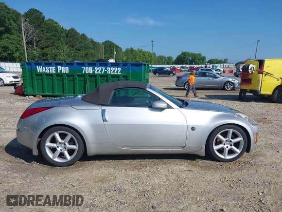 ✅ 2004 Nissan 350Z Enthusiast • VIN: JN1AZ36A94T003952 • Lot: 42448314. Listed on IAAI with 99,690 mi. Free auction sales archive from the USA and detailed vehicle history report at DreamBid. Image 13.