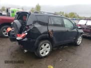 ✅ 2007 Toyota RAV4 Sport • VIN: JTMBK32V476017002 • Lot: 52203325. Wystawiony na Copart z przebiegiem Nie podano. Bezpłatny archiwum sprzedaży aukcyjnych z USA i szczegółowy raport historii pojazdu na DreamBid. Zdjęcie 3.