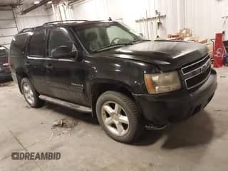 2007 Chevrolet Tahoe LTZ с VIN 1GNFK13007J219932, выставлен на аукционе IAAI как лот 41283023 с пробегом 188 451 миль миль и . История ставок и продаж доступна на DreamBid. Изображение 1.