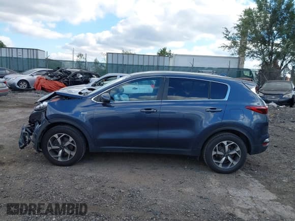 ✅ 2021 Kia Sportage LX • VIN: KNDPMCAC2M7889698 • Lot: 43537420. Listed on IAAI with 50,173 mi. Free auction sales archive from the USA and detailed vehicle history report at DreamBid. Image 15.