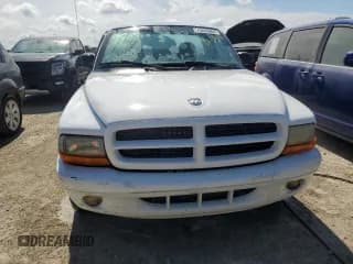 ✅ 2002 Dodge Dakota • VIN: 1B7FL36N22S548675 • Lot: 75228864. Wystawiony na Copart z przebiegiem 121 051 mil. Bezpłatny archiwum sprzedaży aukcyjnych z USA i szczegółowy raport historii pojazdu na DreamBid. Zdjęcie 5.