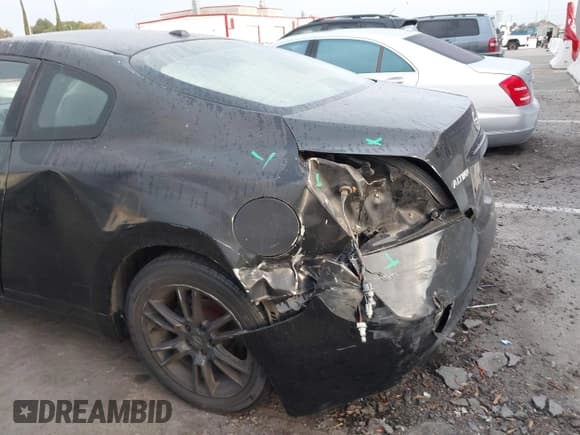 ✅ 2008 Nissan Altima SE • VIN: 1N4BL24E48C115279 • Лот: 43379648. Опубликован ранее на IAAI с пробегом 192 101 миль. Бесплатный доступ к архиву аукционных продаж из США и подробный отчёт об истории автомобиля на DreamBid. Изображение 6.