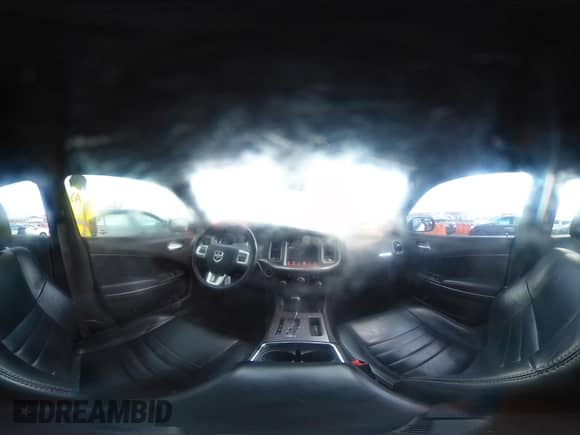 ✅ 2014 Dodge Charger RT • VIN: 2C3CDXCT3EH342422 • Lot: 41923310. Wystawiony na IAAI z przebiegiem 236 320 mil. Bezpłatny archiwum sprzedaży aukcyjnych z USA i szczegółowy raport historii pojazdu na DreamBid. Zdjęcie 18.