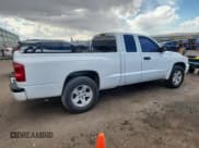 ✅ 2007 Dodge Dakota ST • VIN: 1D7HE22K77S253366 • Лот: 89541755. Опубликован ранее на Copart с пробегом 147 311 миль. Бесплатный доступ к архиву аукционных продаж из США и подробный отчёт об истории автомобиля на DreamBid. Изображение 3.