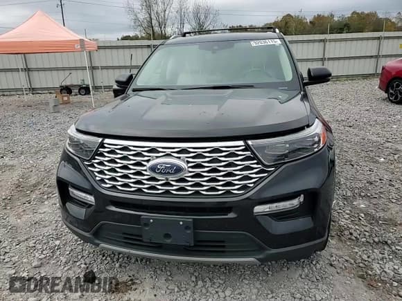 ✅ 2020 Ford Explorer Platinum • VIN: 1FM5K8HC3LGB18192 • Лот: 92036115. Опубликован ранее на Copart с пробегом 103 477 миль. Бесплатный доступ к архиву аукционных продаж из США и подробный отчёт об истории автомобиля на DreamBid. Изображение 15.