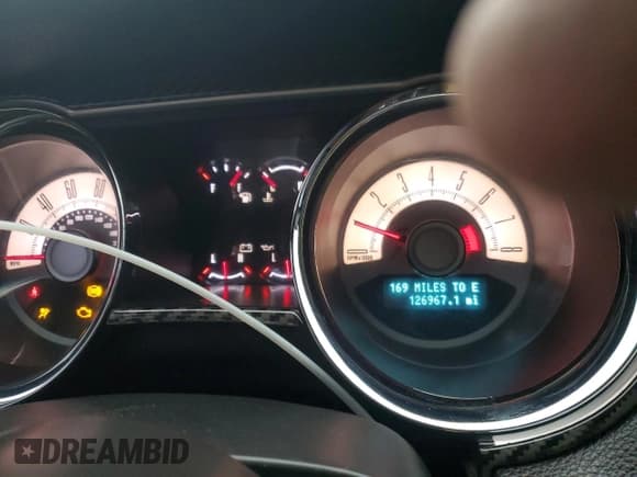 ✅ 2010 Ford Mustang GT • VIN: 1ZVBP8FH9A5169693 • Лот: 92731285. Опубликован ранее на Copart с пробегом 126 967 миль. Бесплатный доступ к архиву аукционных продаж из США и подробный отчёт об истории автомобиля на DreamBid. Изображение 9.