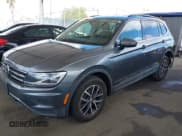 ✅ 2018 Volkswagen Tiguan SEL • VIN: 3VV3B7AX5JM190020 • Лот: 42260228. Опубликован ранее на IAAI с пробегом 83 142 миль. Бесплатный доступ к архиву аукционных продаж из США и подробный отчёт об истории автомобиля на DreamBid. Изображение 18.