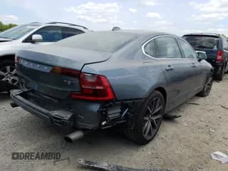 ✅ 2018 Volvo S90 Momentum • VIN: LVY982MK7JP008511 • Лот: 41994540. Опубликован ранее на Copart с пробегом 29 453 миль. Бесплатный доступ к архиву аукционных продаж из США и подробный отчёт об истории автомобиля на DreamBid. Изображение 4.