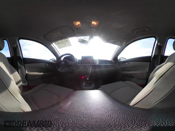 ✅ 2021 Kia Forte LXS • VIN: 3KPF24AD6ME303858 • Lot: 42222580. Wystawiony na IAAI z przebiegiem 68 490 mil. Bezpłatny archiwum sprzedaży aukcyjnych z USA i szczegółowy raport historii pojazdu na DreamBid. Zdjęcie 18.