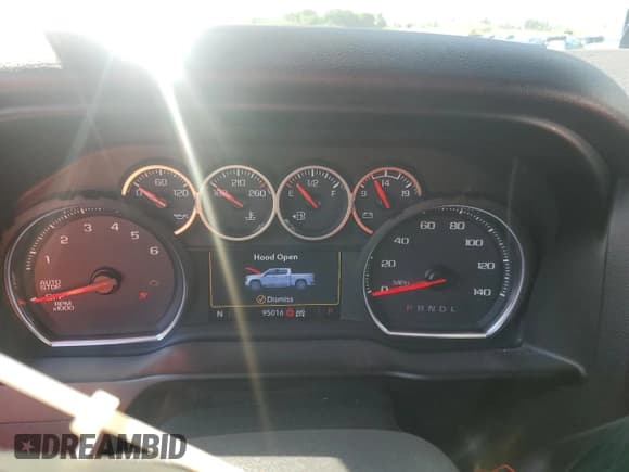 ✅ 2020 Chevrolet Silverado 1500 RST • VIN: 3GCUYEET5LG261828 • Lot: 71430364. Wystawiony na Copart z przebiegiem 95 016 mil. Bezpłatny archiwum sprzedaży aukcyjnych z USA i szczegółowy raport historii pojazdu na DreamBid. Zdjęcie 9.