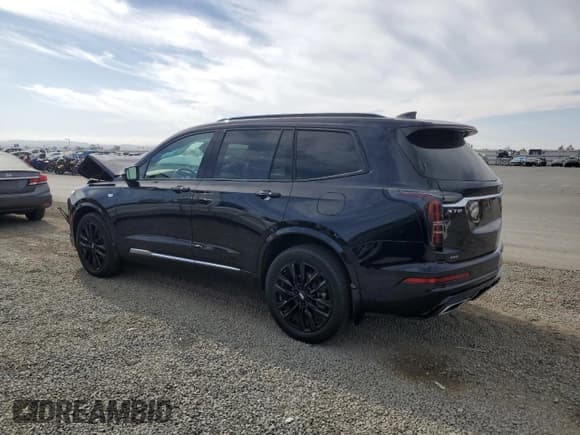 ✅ 2021 Cadillac XT6 Sport • VIN: 1GYKPHRS6MZ131940 • Lot: 91081215. Listed on Copart with 40,554 mi. Free auction sales archive from the USA and detailed vehicle history report at DreamBid. Image 2.