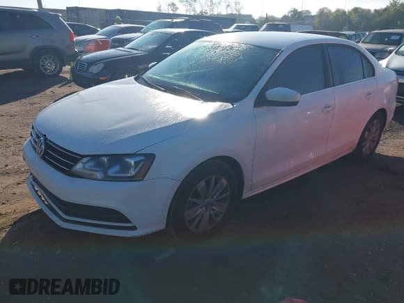 ✅ 2017 Volkswagen Jetta S • VIN: 3VW2B7AJ6HM262100 • Lot: 43612380. Listed on IAAI with 138,443 mi. Free auction sales archive from the USA and detailed vehicle history report at DreamBid. Image 17.