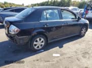 ✅ 2007 Nissan Versa SL • VIN: 3N1BC11E17L413612 • Lot: 85734035. Wystawiony na Copart z przebiegiem 287 771 mil. Bezpłatny archiwum sprzedaży aukcyjnych z USA i szczegółowy raport historii pojazdu na DreamBid. Zdjęcie 3.