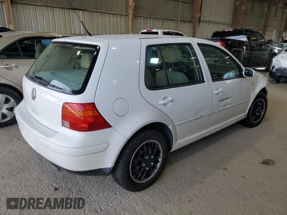 ✅ 2004 Volkswagen Golf GL • VIN: 9BWFL61J344003698 • Lot: 65424995. Wystawiony na Copart z przebiegiem 98 892 mil. Bezpłatny archiwum sprzedaży aukcyjnych z USA i szczegółowy raport historii pojazdu na DreamBid. Zdjęcie 3.