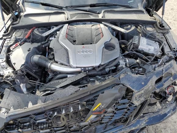 ✅ 2024 Audi RS 5 Sportback • VIN: WUAAWCF52RA900903 • Lot: 76949274. Wystawiony na Copart z przebiegiem 5 867 mil. Bezpłatny archiwum sprzedaży aukcyjnych z USA i szczegółowy raport historii pojazdu na DreamBid. Zdjęcie 11.