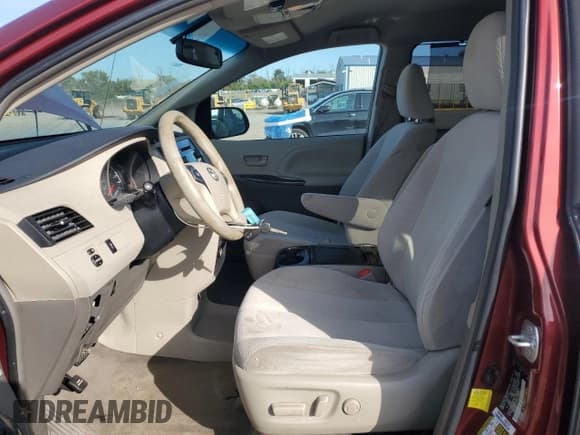 ✅ 2012 Toyota Sienna LE AAS • VIN: 5TDKK3DCXCS278253 • Lot: 82184965. Listed on Copart with 155,016 mi. Free auction sales archive from the USA and detailed vehicle history report at DreamBid. Image 7.