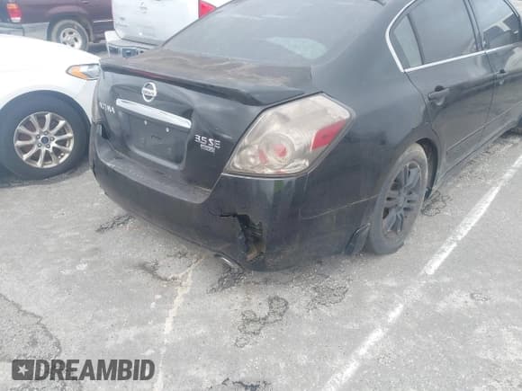 ✅ 2007 Nissan Altima SE • VIN: 1N4BL21E47N477071 • Lot: 43370158. Listed on IAAI with 208,302 mi. Free auction sales archive from the USA and detailed vehicle history report at DreamBid. Image 6.