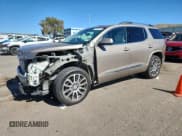 ✅ 2023 GMC Acadia Denali • VIN: 1GKKNXLS6PZ166940 • Lot: 90476715. Wystawiony na Copart z przebiegiem 21 236 mil. Bezpłatny archiwum sprzedaży aukcyjnych z USA i szczegółowy raport historii pojazdu na DreamBid. Zdjęcie 1.