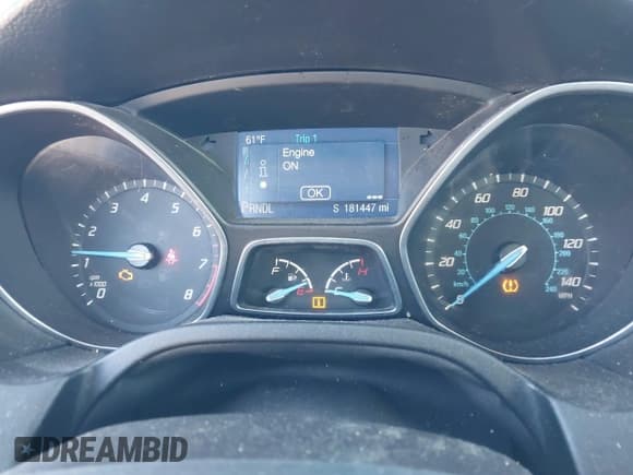 ✅ 2014 Ford Focus SE • VIN: 1FADP3F20EL357813 • Lot: 43568576. Wystawiony na IAAI z przebiegiem 181 447 mil. Bezpłatny archiwum sprzedaży aukcyjnych z USA i szczegółowy raport historii pojazdu na DreamBid. Zdjęcie 7.