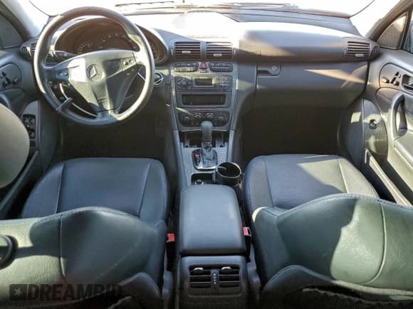 ✅ 2004 Mercedes-Benz C 230 Kompressor • VIN: WDBRF40J14A628797 • Lot: 94340495. Listed on Copart with 176,194 mi. Free auction sales archive from the USA and detailed vehicle history report at DreamBid. Image 8.