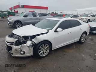 2016 Chevrolet Malibu LTZ z VIN 1G11E5SA7GF158439, wystawiony jako IAAI lot #43298176 z przebiegiem 178 773 mil mil oraz . Historia ofert i sprzedaży dostępna na DreamBid. Obrazek 2.