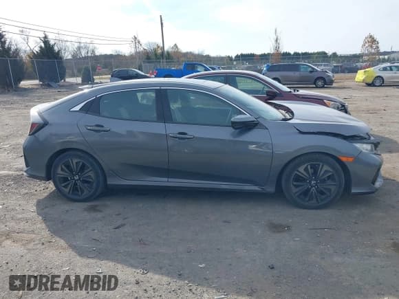 ✅ 2018 Honda Civic EX • VIN: SHHFK7H53JU239153 • Лот: 43631619. Опубликован ранее на IAAI с пробегом 164 352 миль. Бесплатный доступ к архиву аукционных продаж из США и подробный отчёт об истории автомобиля на DreamBid. Изображение 13.