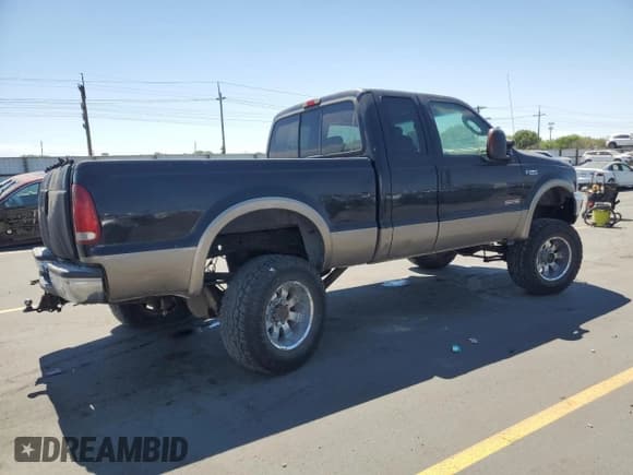 ✅ 2004 Ford F-250 XL • VIN: 1FTNX21P64EB34402 • Lot: 62897235. Wystawiony na Copart z przebiegiem 134 415 mil. Bezpłatny archiwum sprzedaży aukcyjnych z USA i szczegółowy raport historii pojazdu na DreamBid. Zdjęcie 3.
