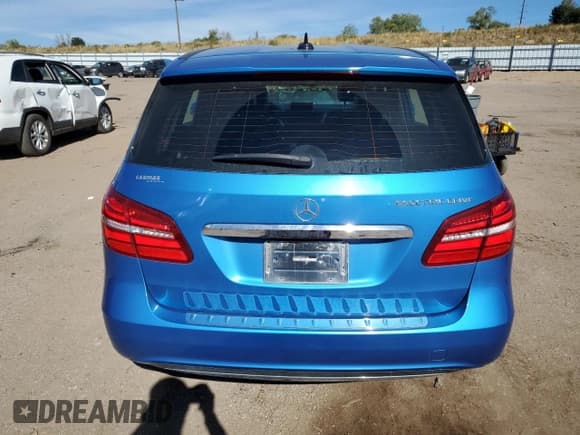 ✅ 2015 Mercedes-Benz B Electric Drive • VIN: WDDVP9AB1FJ006338 • Lot: 77622864. Listed on Copart with 48,221 mi. Free auction sales archive from the USA and detailed vehicle history report at DreamBid. Image 6.