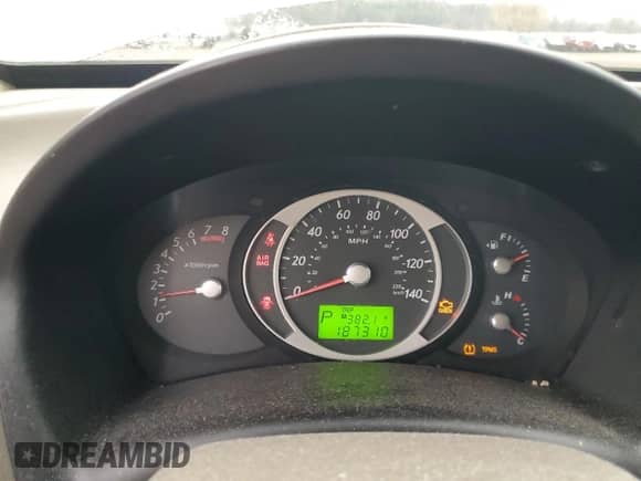 2007 Hyundai Tucson SE z VIN KM8JN12D47U587233, wystawiony jako Copart lot #84651284 z przebiegiem 187 310 mil mil oraz Szkoda całkowita • Salvage title. Historia ofert i sprzedaży dostępna na DreamBid. Obrazek 9.