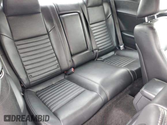 ✅ 2012 Dodge Challenger R/T Plus • VIN: 2C3CDYBT9CH142780 • Lot: 47322105. Wystawiony na Copart z przebiegiem 142 414 mil. Bezpłatny archiwum sprzedaży aukcyjnych z USA i szczegółowy raport historii pojazdu na DreamBid. Zdjęcie 10.