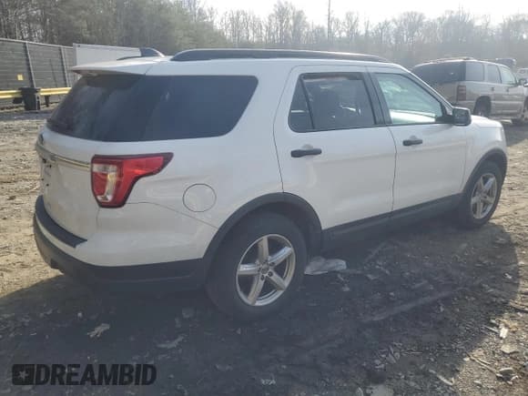 ✅ 2019 Ford Explorer • VIN: 1FM5K7B86KGA15362 • Lot: 86217484. Wystawiony na Copart z przebiegiem 54 146 mil. Bezpłatny archiwum sprzedaży aukcyjnych z USA i szczegółowy raport historii pojazdu na DreamBid. Zdjęcie 3.