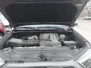 ✅ 2015 Toyota 4Runner SR5 • VIN: JTEZU5JR7F5094469 • Lot: 43757922. Wystawiony na IAAI z przebiegiem 143 426 mil. Bezpłatny archiwum sprzedaży aukcyjnych z USA i szczegółowy raport historii pojazdu na DreamBid. Zdjęcie 10.