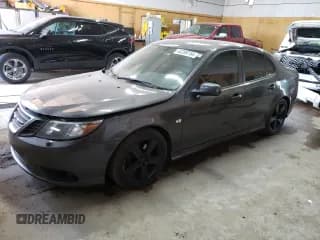 ✅ 2011 Saab 9-3 • VIN: YS3FA4CY7B1305128 • Lot: 63289754. Wystawiony na Copart z przebiegiem 118 033 mil. Bezpłatny archiwum sprzedaży aukcyjnych z USA i szczegółowy raport historii pojazdu na DreamBid. Zdjęcie 1.